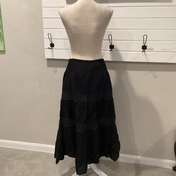 I.E. Relaxed Skirt - Picture 3 of 6